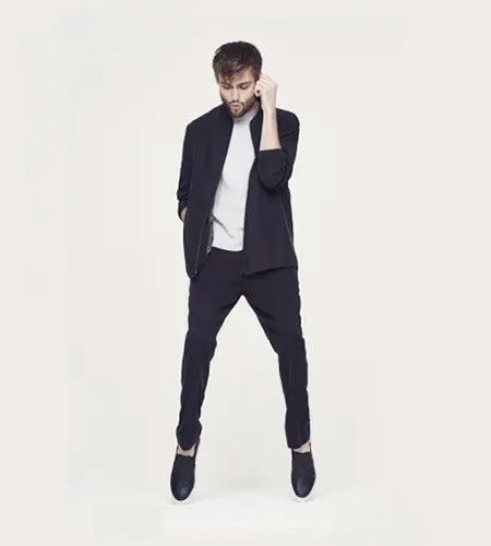 Grill and barbecue for an outdoor kitchen corner